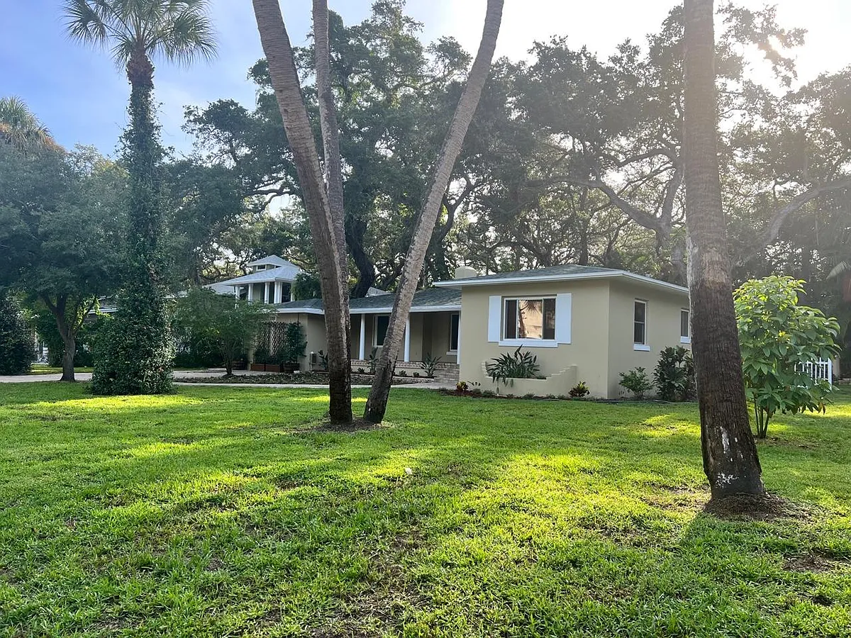 Building Photo - 2501 Keystone Ct N