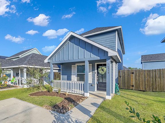 2nd image of 16939 Marie Village Dr