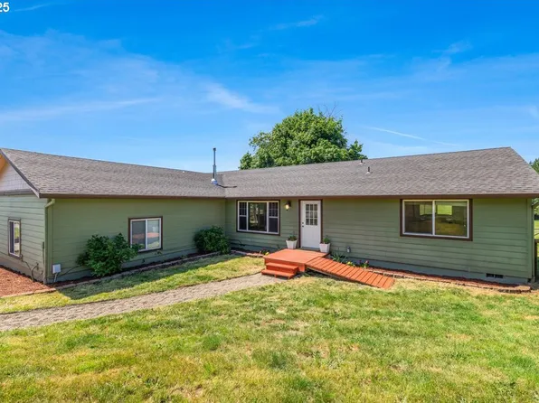18203 S Windy City Rd, Mulino, OR 97042