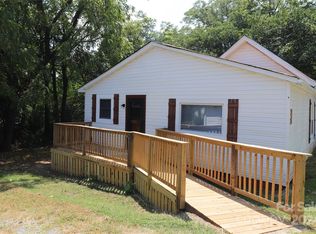 410 Clinton Dr, Kings Mountain, NC 28086