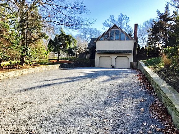 3rd image of 224 Ocean View Pkwy