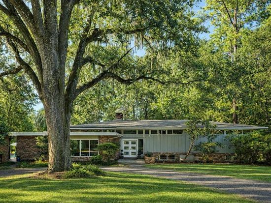 4551 NW 1st Ave, Gainesville, FL 32607
