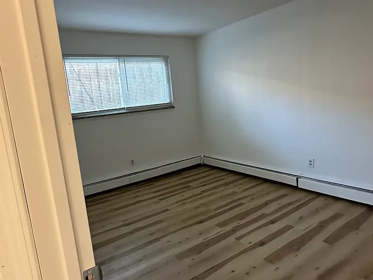 1303 Cove Ave #105 — Photo 1