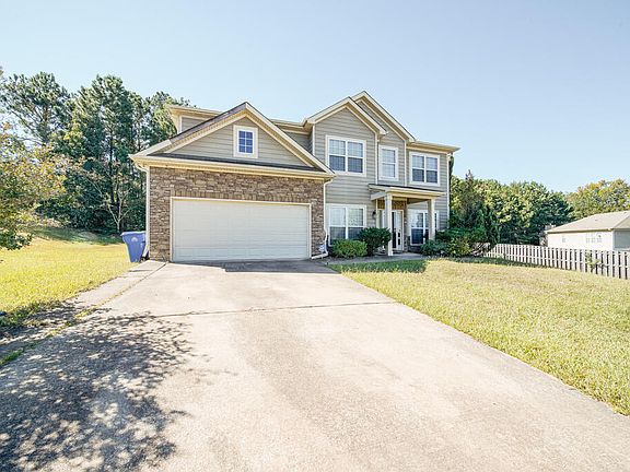 2nd image of 4716 Lakefront Ct