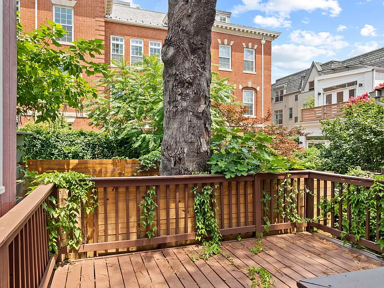 155 U St NW — Photo 14