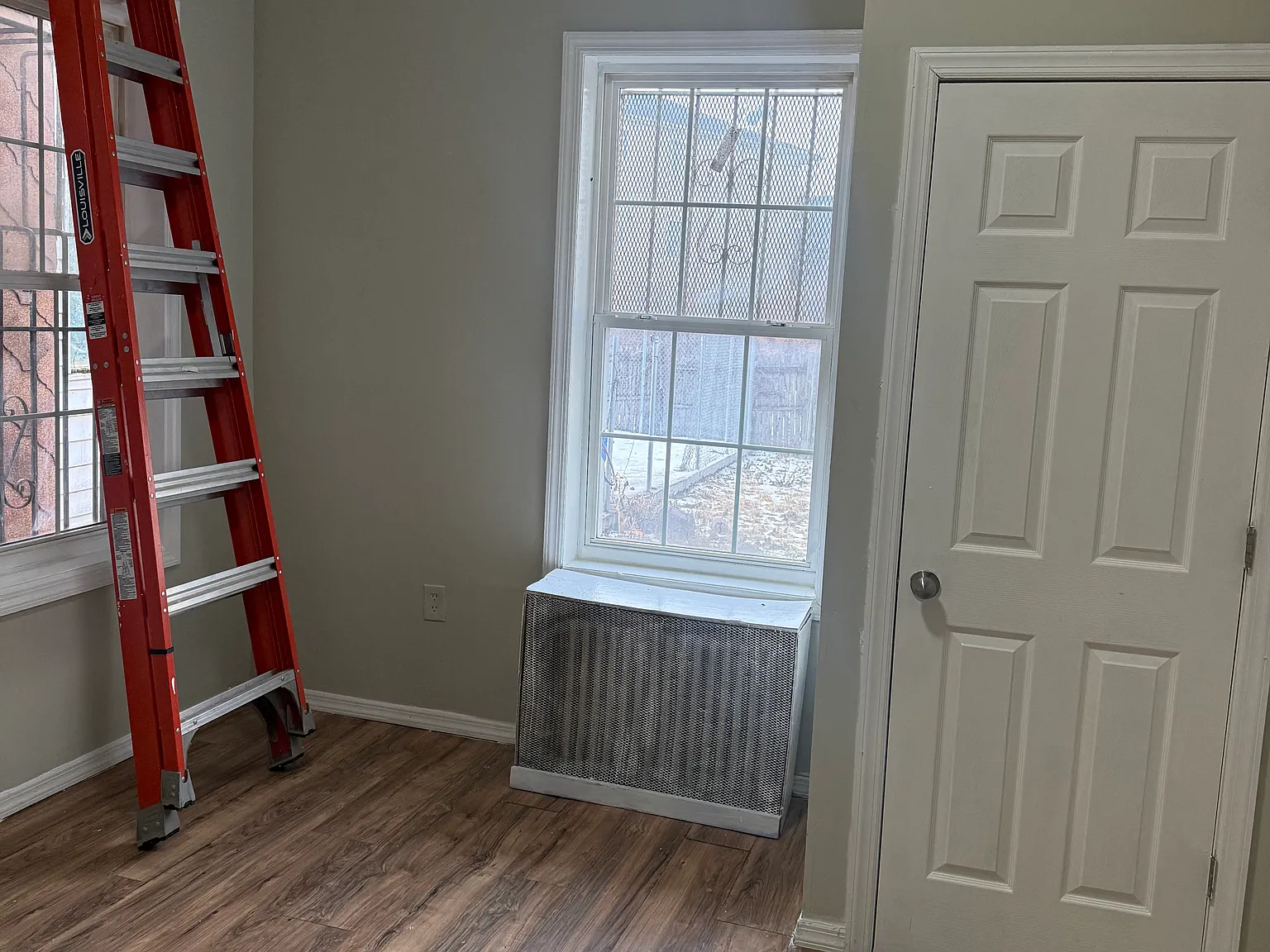 3 bed, $2,000 — Photo 4