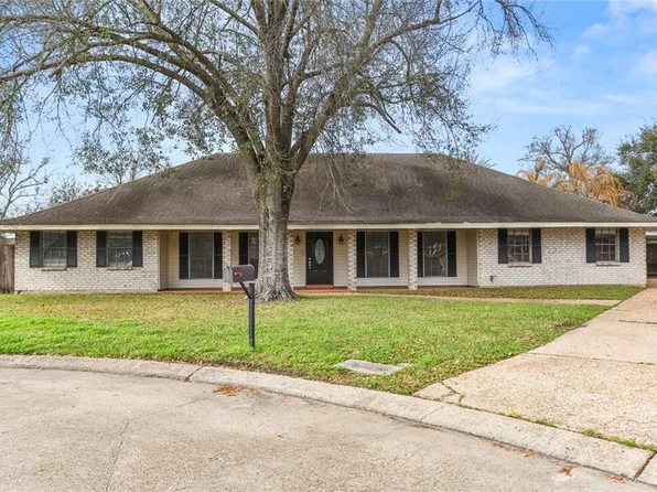 9713 Gloxinia Cir, River Ridge, LA 70123