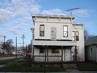 2nd image of 1401 N Erie St