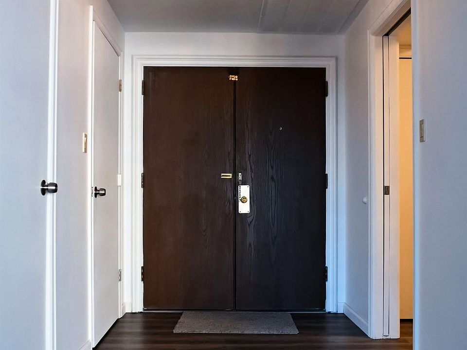 1st image of 15801 Providence Dr APT 3A