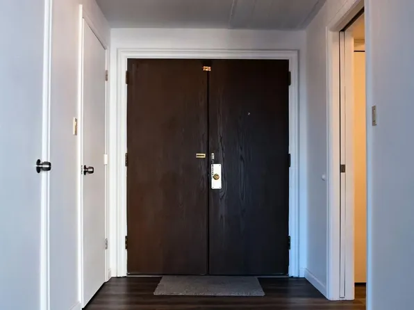 15801 Providence Dr APT 3A, Southfield, MI 48075