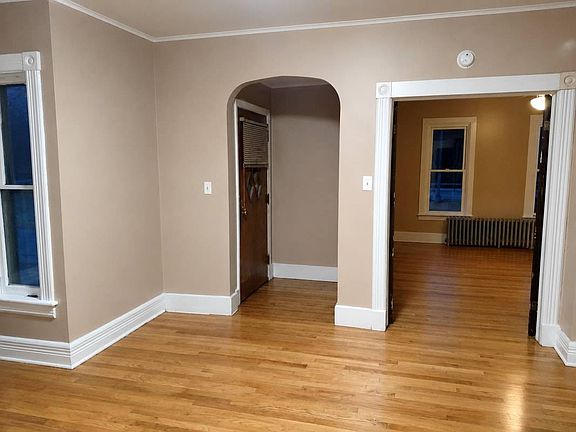 5th image of 311 W Main St