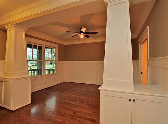 4th image of 2902 W Linden Ave #A