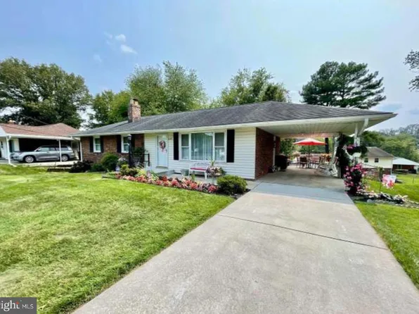 4305 Briggs Chaney Rd, Beltsville, MD 20705
