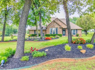 327 Persimmon Ridge Rd, Blanchard, OK 73010