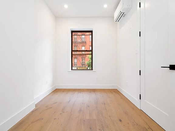 5th image of 241 W 20th St APT 2