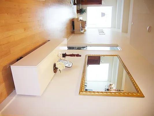 Rented by Mark David | media 19