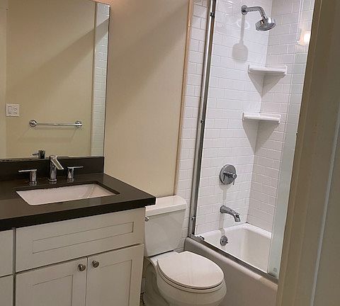 5th image of 230 11th St APT B1