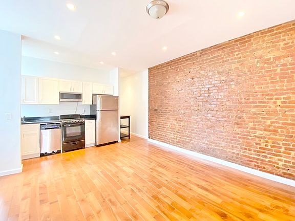 3rd image of 519 W 134th St APT 12