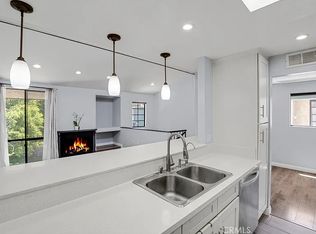 11107 Arminta St, Sun Valley, CA 91352