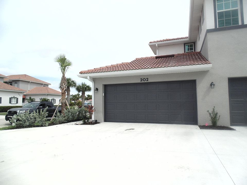 1st image of 12031 Santaluz Dr APT 202