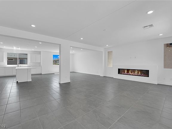 3rd image of 5350 Purple Moon Ave