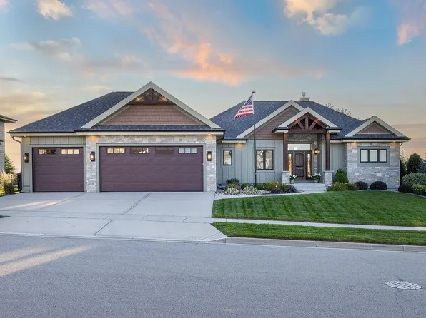 6259 John F Kennedy Dr, Deforest, WI 53532