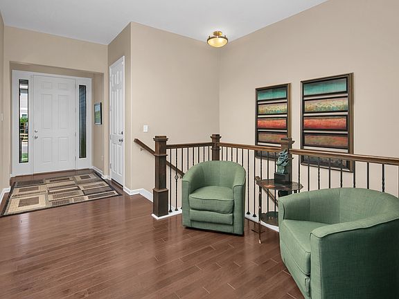 4th image of 1662 Hideaway Ct