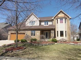 1128 Hooverview Dr, Westerville, OH
