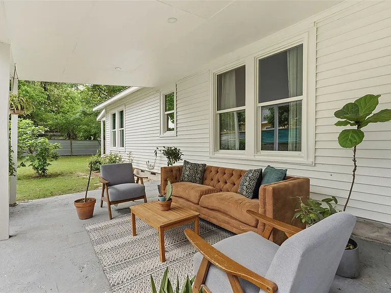 1122 Gunter St — Photo 22