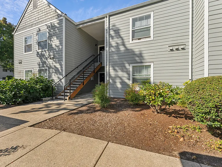 Reedville Commons — Photo 36