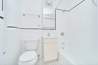 Rented by Living New York