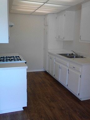 3rd image of 3103 S Bristol St APT 293