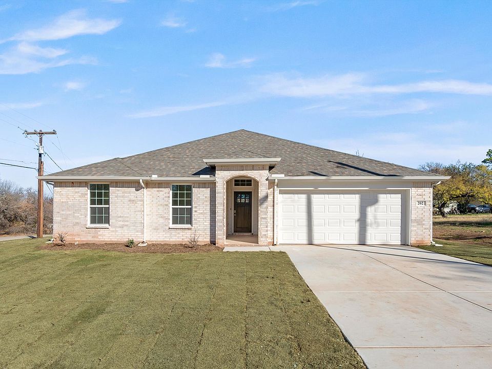 1st image of 202 Bartlet Ct