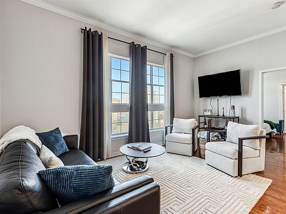 4th image of 3225 Turtle Creek Blvd APT 1805