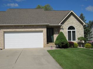 6044 Belmont Ct, Grand Blanc, MI 48439