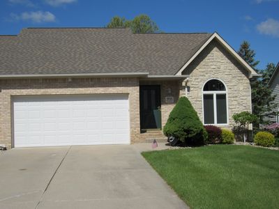 6044 Belmont Ct, Grand Blanc, MI, 48439