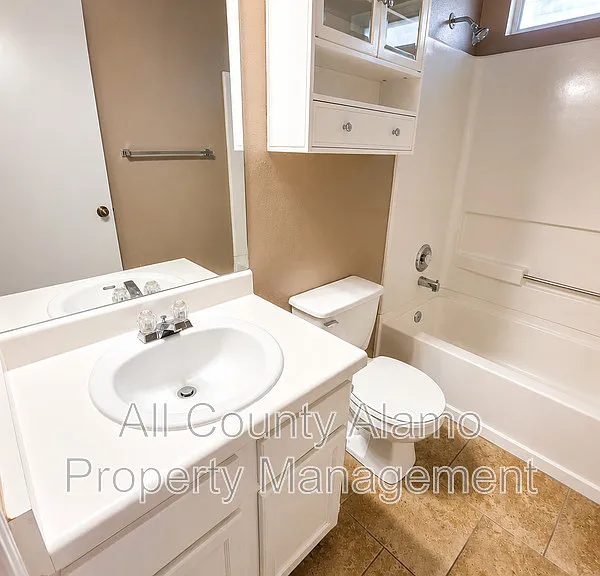 9006 Pinseeker — Photo 30