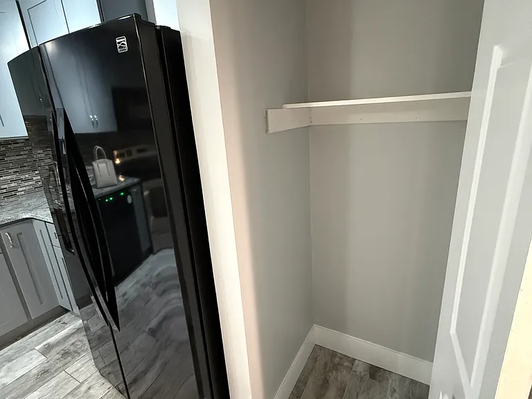 168 Reliance Pl — Photo 9