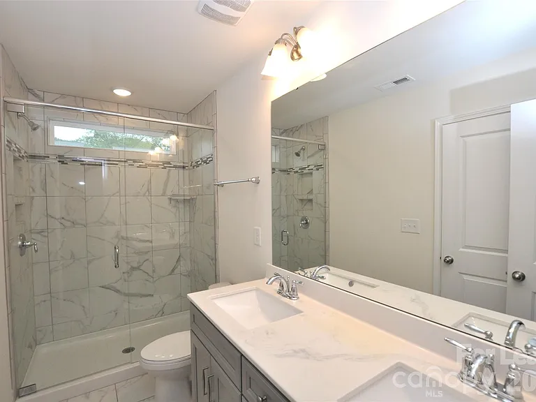 536 Laurel Walk Ln — Photo 23