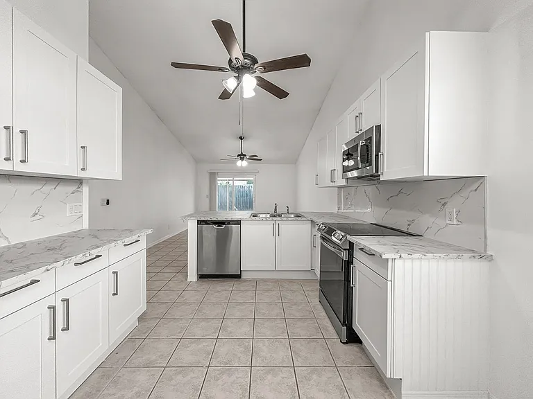 9778 Fox Chapel Rd — Photo 11
