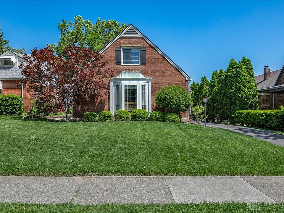 1st image of 337 Lonsdale Ave