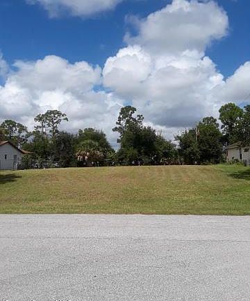 4th image of 565 Gilbert Dr NE