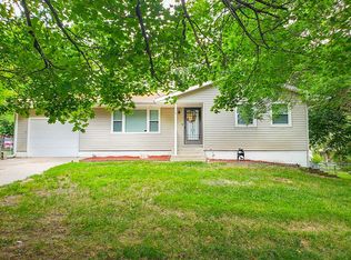 841 Benton St, Lincoln, NE 68521