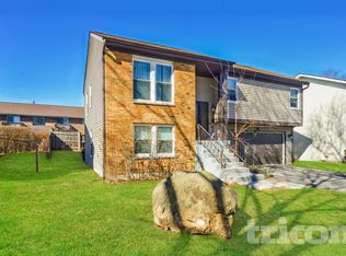 1106 Buttonwood Dr, Westmont, IL 60559