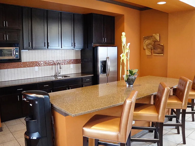 Stone Canyon Apartments — Photo 15