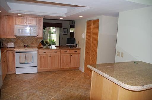 4th image of 1922 Wildwood Lane #1922