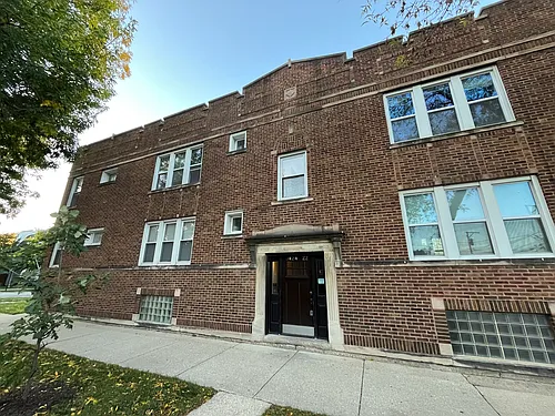 3424 W Waveland Ave #2W Photo 1