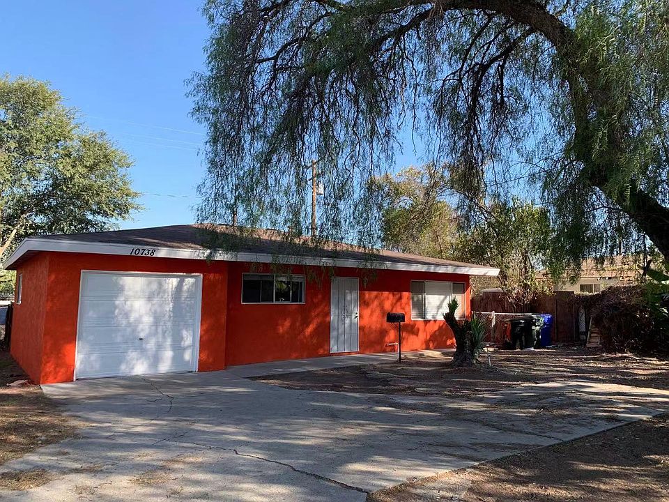 1st image of 10738 Inez St