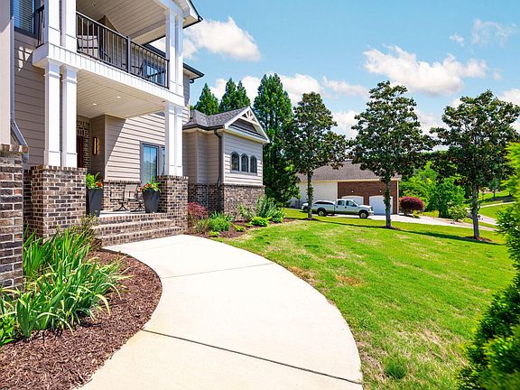 5th image of 219 Overlook Dr