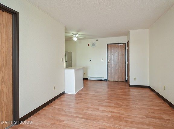 2nd image of 3130 W Monroe St APT 316
